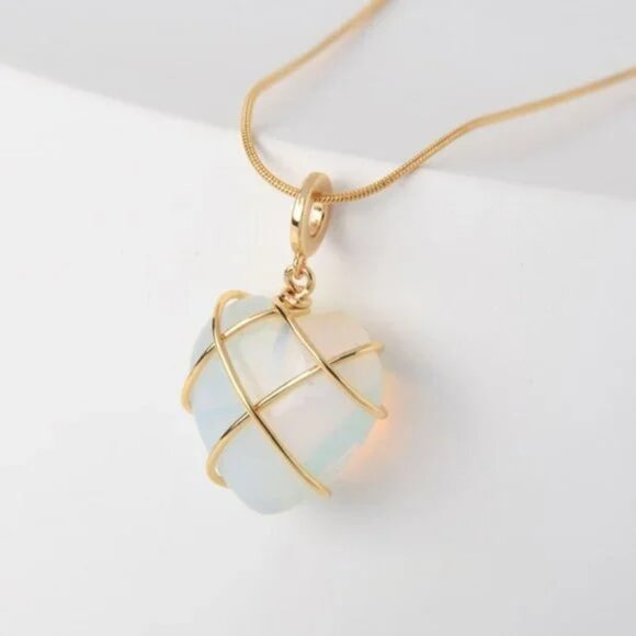 $5 ADD ON ITEMS -Gold Copper Heart Pendant Charm Chain Necklace Opal White - Picture 5 of 5